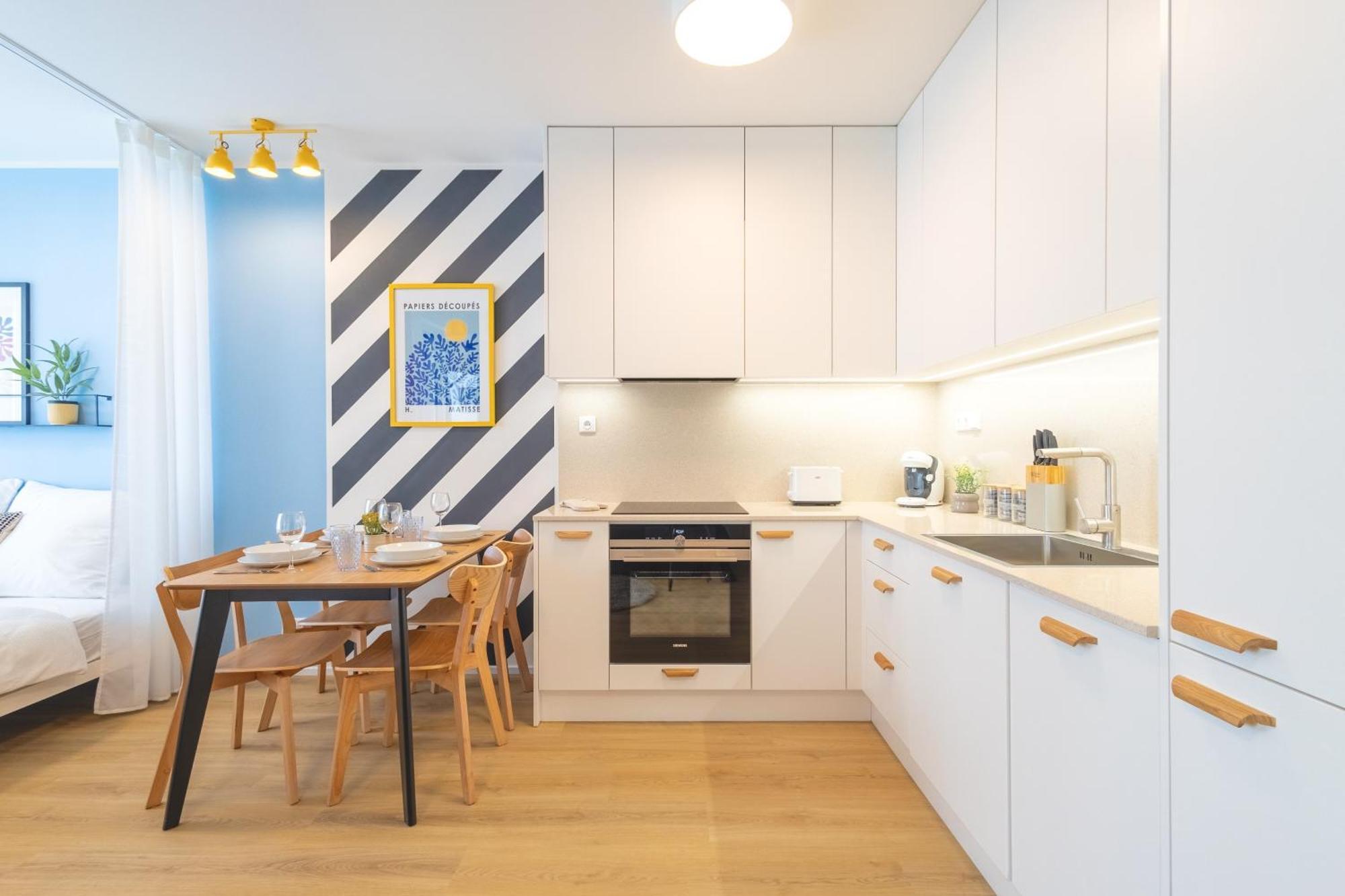 Yellow Apartment - Balcony, Free Parking, By Gravity Praga Exterior foto