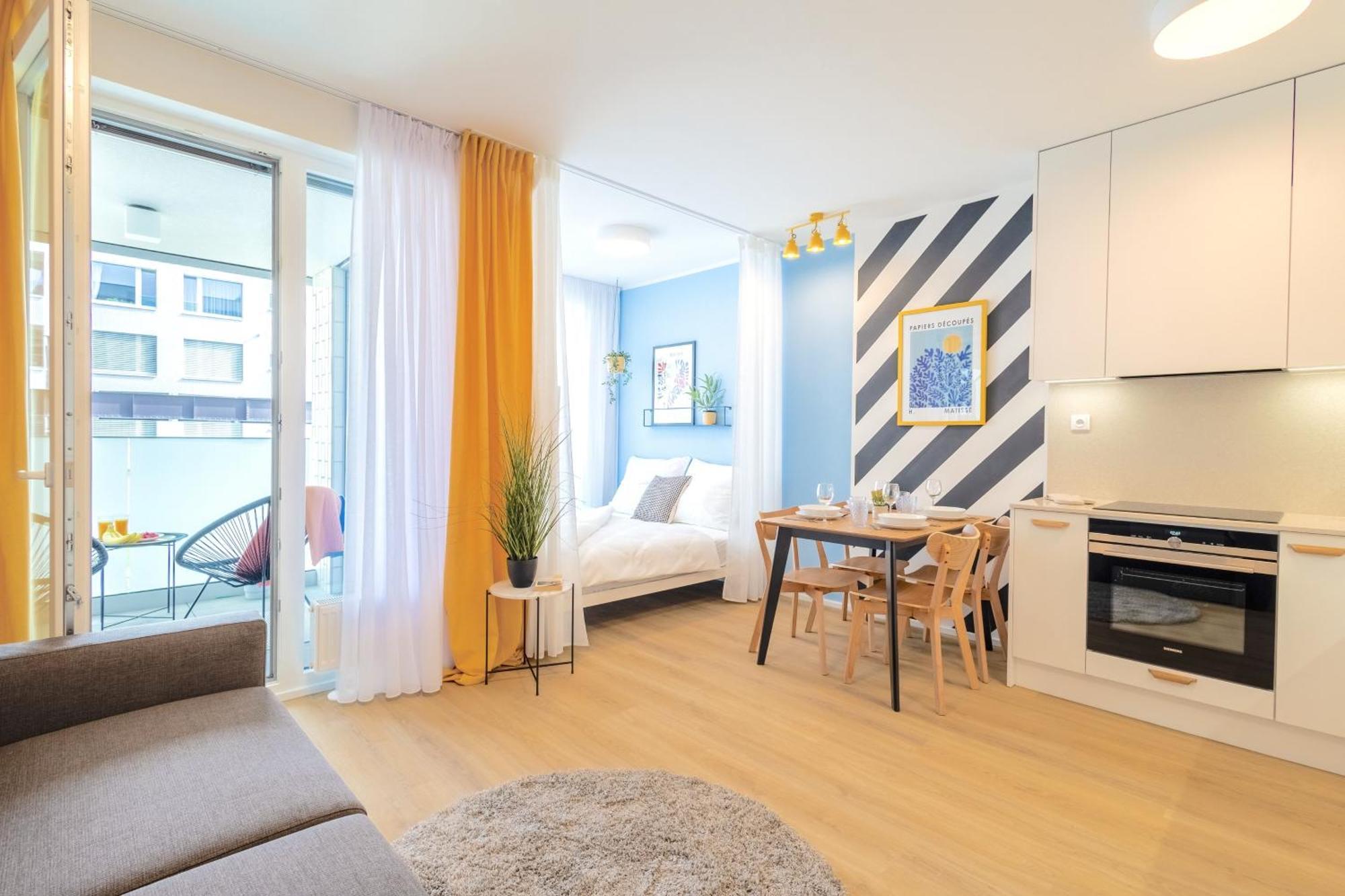 Yellow Apartment - Balcony, Free Parking, By Gravity Praga Exterior foto