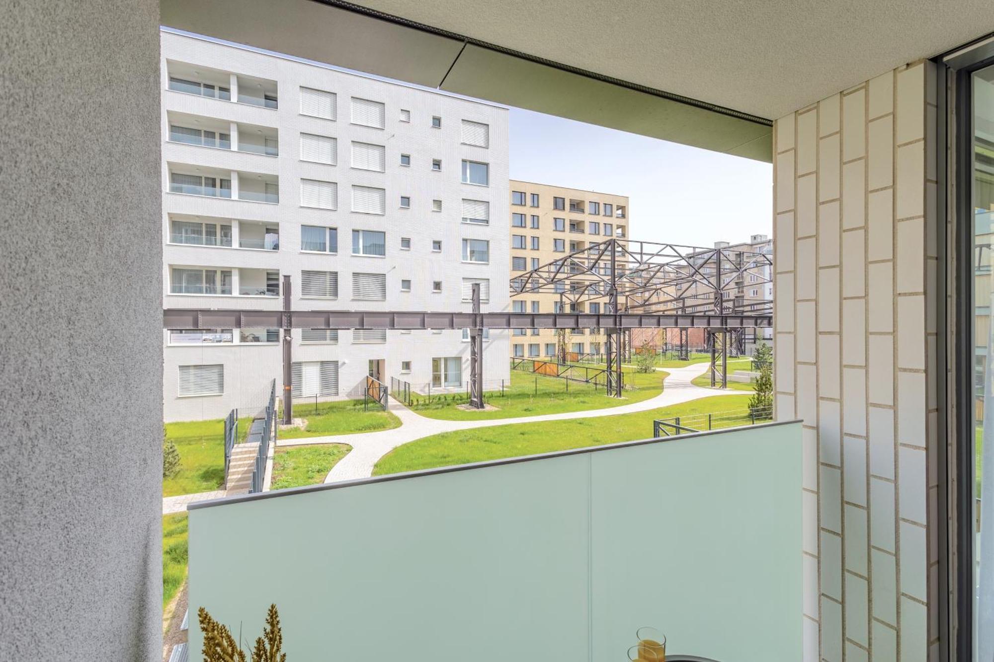 Yellow Apartment - Balcony, Free Parking, By Gravity Praga Exterior foto